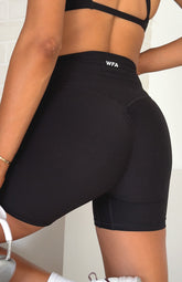 Endurance Scrunch High Waisted Shorts Black