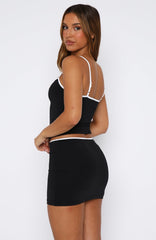 Already Here Top Black/White