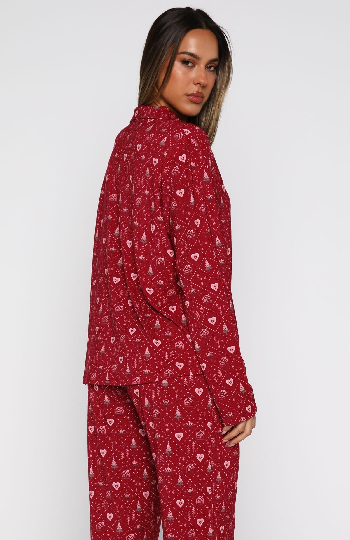 Pillow Talk Printed Long Sleeve Pyjama Set Cherry Noel