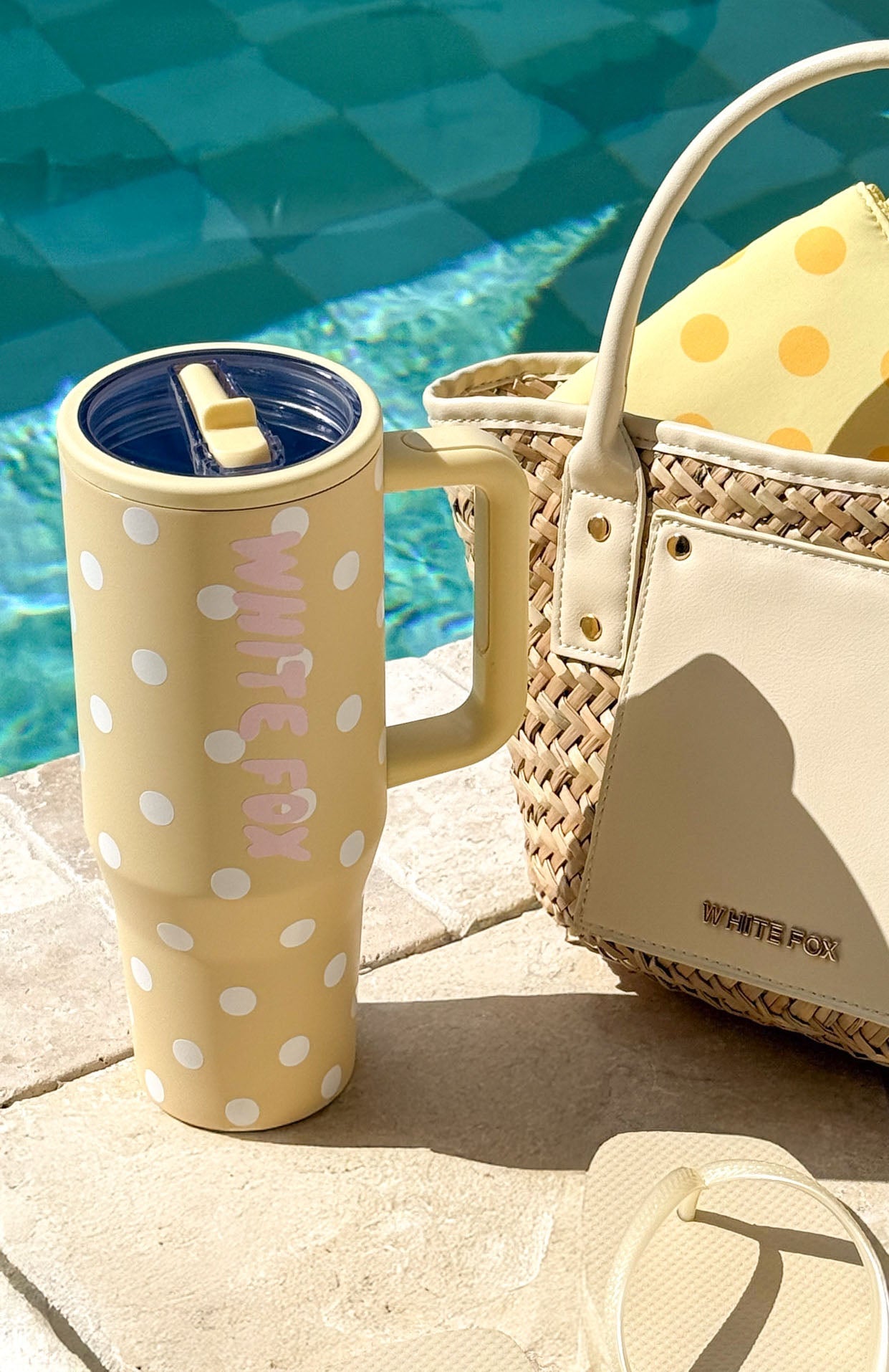 Colson Drink Bottle 1.2 Litre Lemon Polka Dot