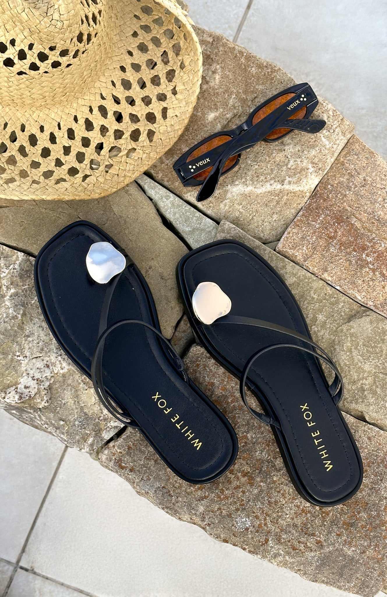 Nicolette Sandals Black