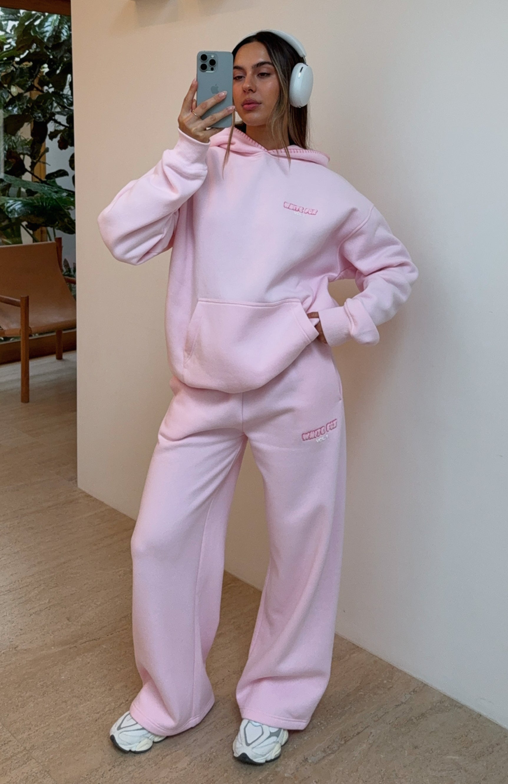 Vol. 1 Wide Leg Sweatpants Posy